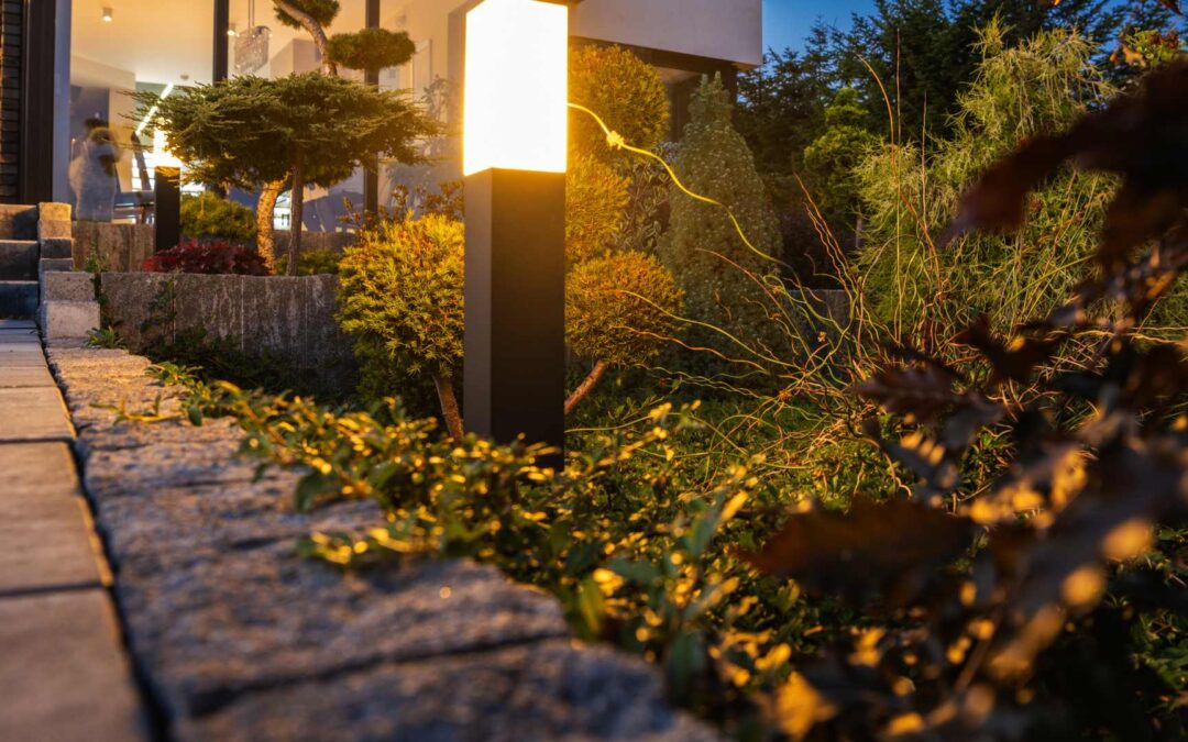 Installation d’un éclairage extérieur : étapes et astuces